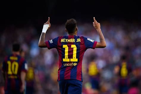 "I would sign Neymar again" - former Barcelona president asks club ...