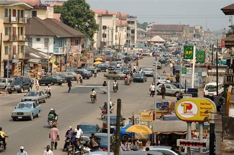 The Palace Of Eze Epara Rebisi – By Okachikwu Dibia - 247 Ureports