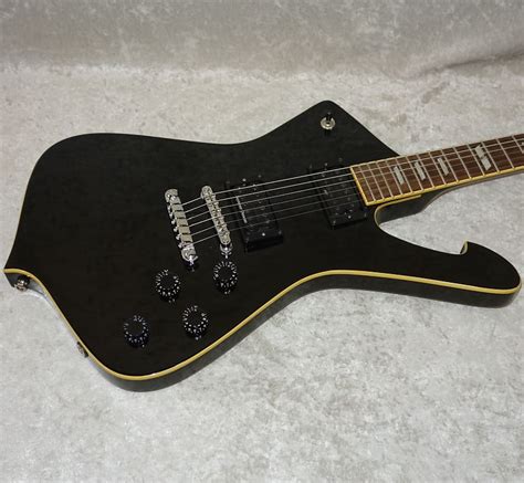 Ibanez IC400 Iceman Ice Man electric guitar in black finish | Reverb