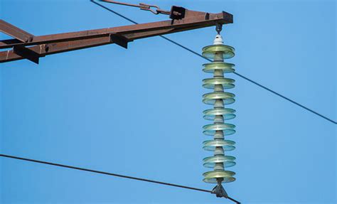 Types of Insulators in Overhead Lines: The Ultimate Guide (2022)