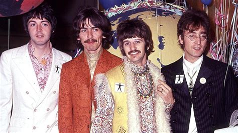 Beatles: Song featuring George Harrison and Ringo Starr found - BBC News