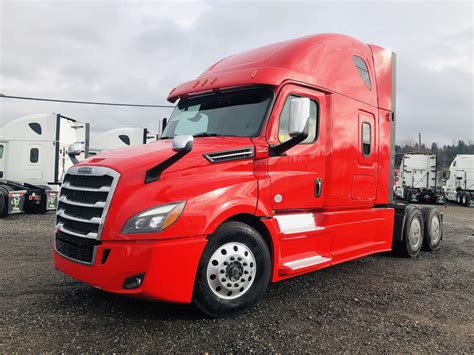 2019 Freightliner CASCADIA in Surrey - 45602178