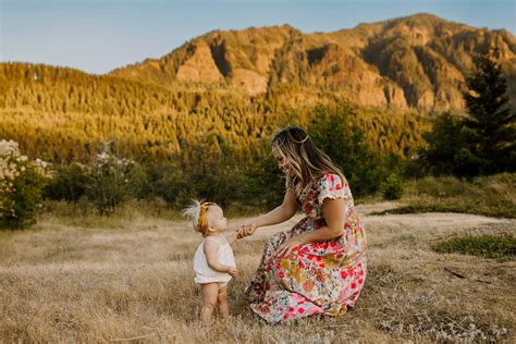 Adorable Photoshoot Outfit Ideas for Babies And Toddlers