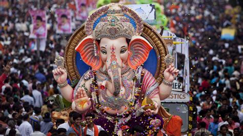 India's Ganesh Chaturthi pandals seek insurance — Quartz India