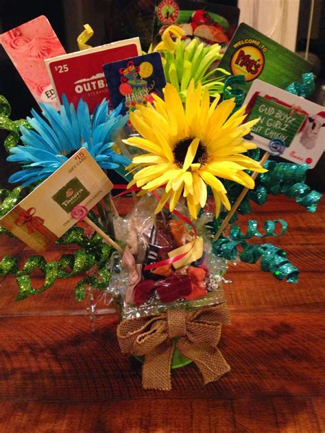 Real Life Motherhood of 4: Gift Card Bouquet | Gift card bouquet, Gift ...