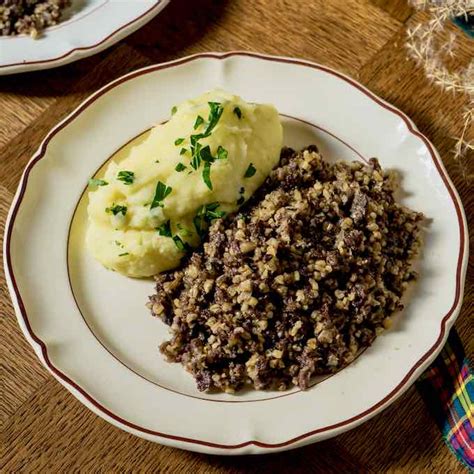 Haggis - Traditional Recipe from Scotland | 196 flavors