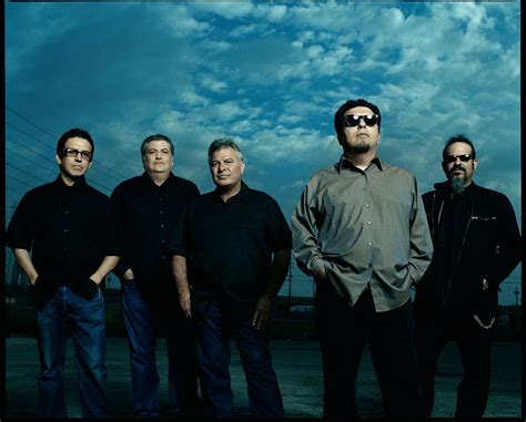 10 Best Los Lobos Songs of All Time - Singersroom.com