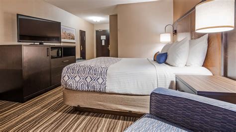 Best Western Plus Calgary Centre Inn | Hotels in Calgary, Alberta