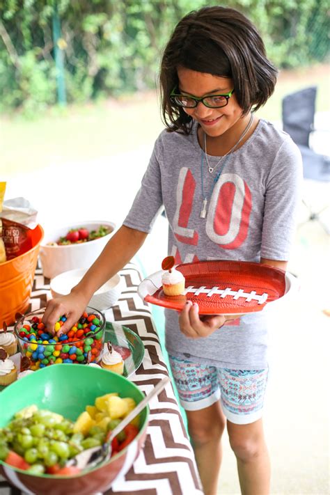 How To Tailgate Like a Pro (with kids of all ages!) - Bower Power