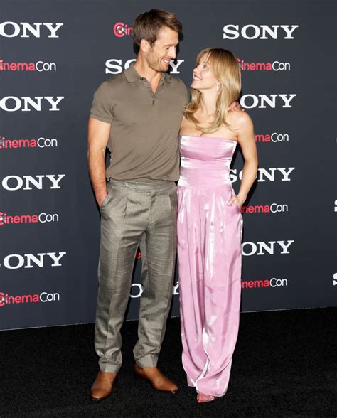 Glen Powell And Sydney Sweeney Have Real-Life Rom-Com Chemistry, Fans Say