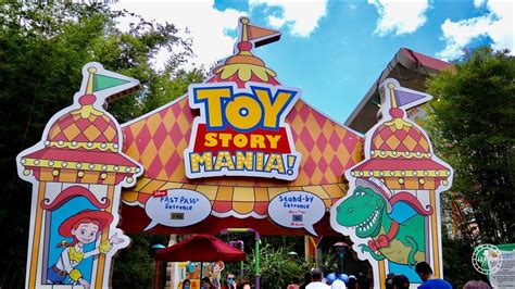 Toy Story Mania Complete Ride Experience in 4K | Disney's Hollywood ...