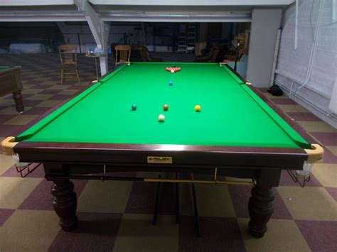 Full size Riley Aristocrat Tournament Snooker table set up and re-cover ...