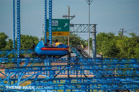 Cyclone at Wonderland Amusement Park | Theme Park Archive