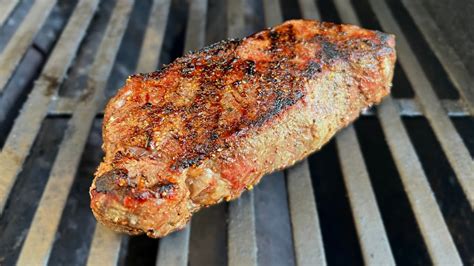 How To Grill The PERFECT New York Strip Steak (7:54 Min Exact Time ...