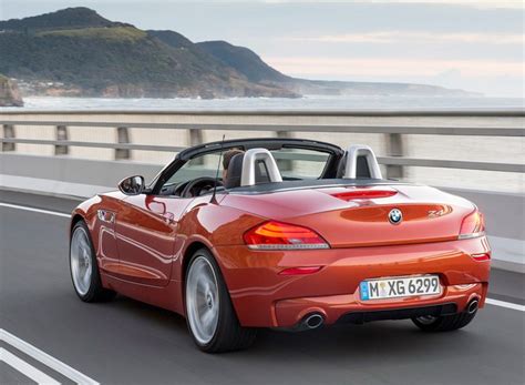 BMW Z4 2.0i SDrive M-Sport Review - Cars.co.za