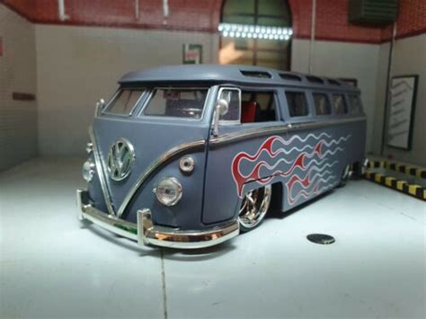 Volkswagen VW T1 Custom Lowered Samba Split Screen Jada 1:24 – Emberton ...