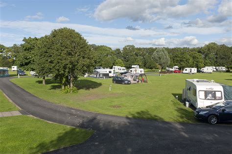 Blackmore Campsite - Camping and Caravanning Club Site