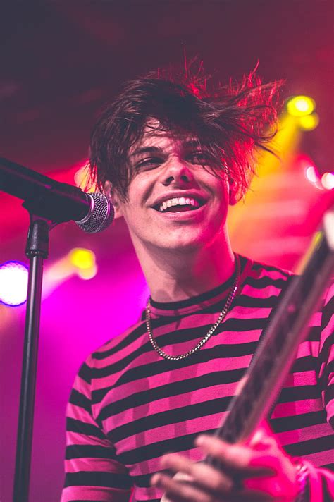 1920x1080px, 1080P free download | Yungblud, smiling, HD phone ...