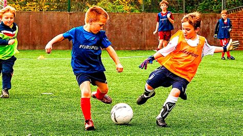 Los MEJORES FUTBOLISTAS NIÑOS del Mundo del FÚTBOL - YouTube