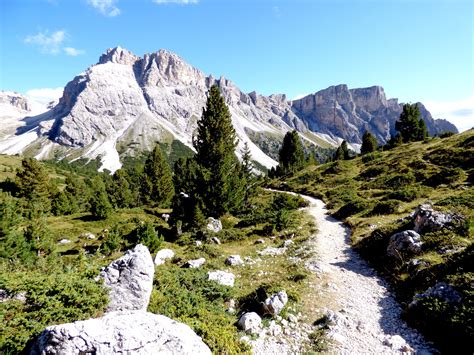 2560x1440 wallpaper | Hiking, Alpine, Mountains, South Tyrol, mountain ...