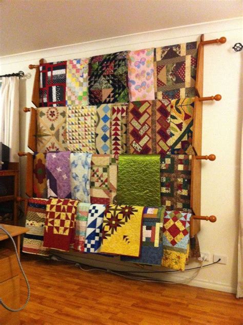 Quilt display racks, Quilt rack, Quilt display