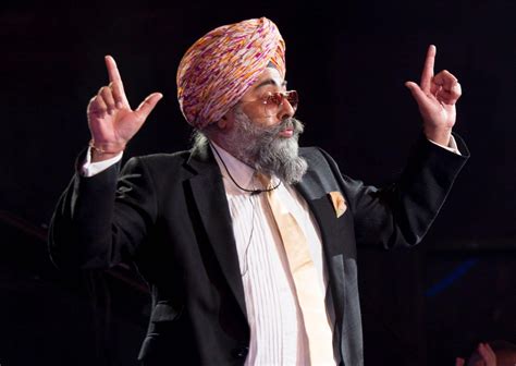 Hardeep Singh Kohli: Comedian apologises after being accused of ...