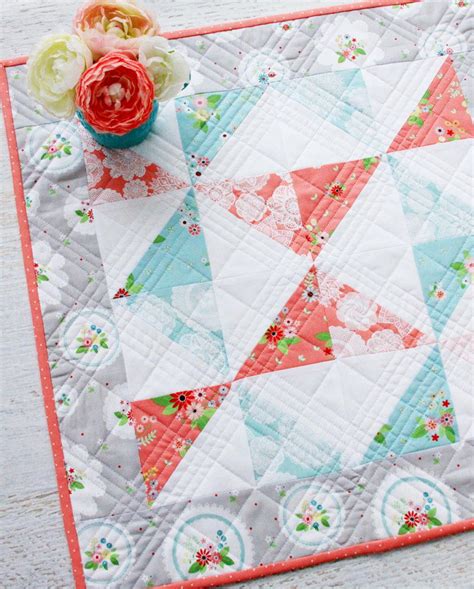 Vintage Paths Pinwheel Mini Quilt | FaveQuilts.com