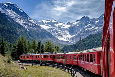 8 Best Scenic Train Rides in Switzerland - Travel Observations