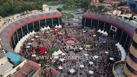 Delhi's oldest mall Ansal Plaza celebrates a festival for Momos - see ...