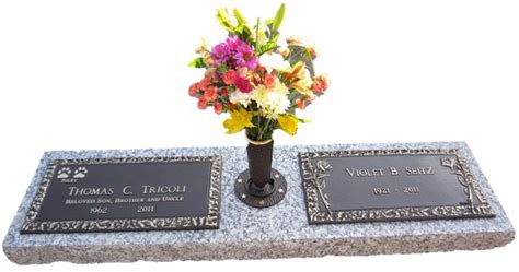 Bronze Cemetery Plaques | Cemetery Grave Markers