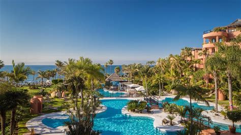 Buchen Sie Ihren Urlaub in Kempinski Hotel Bahia in Andalusien mit oder ...