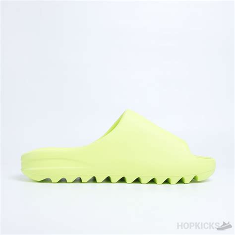 Yeezy Slide Glow Green (Premium Batch)