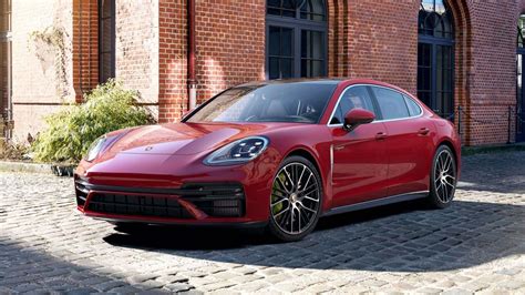 How Much Does a Fully Loaded 2022 Porsche Panamera Cost?