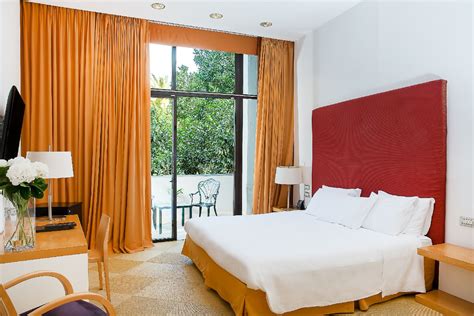 Rooms and Suites - Hilton Sorrento Palace Accommodation