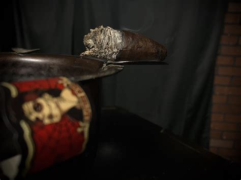 Cigar Review - Leather Rose by Drew Estate - Tuesday Night Cigar Club