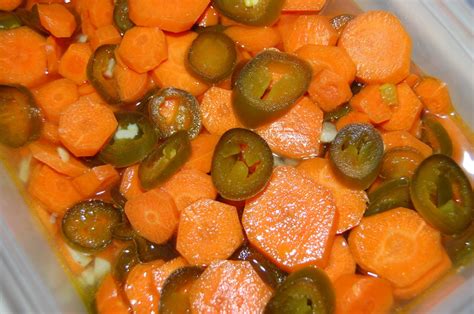 Spicy Pickled Carrots | Cooking Mamas