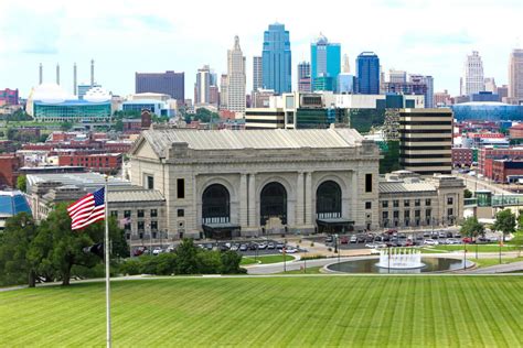 Guide to Union Station Restaurants in Kansas City | EatKC