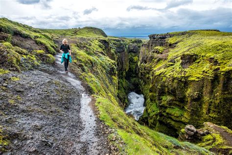 Skógafoss and the Amazing Waterfall Way Hike | Earth Trekkers