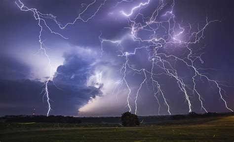 Step by Step Guide to Stacking Lightning Images — Jason Weingart ...