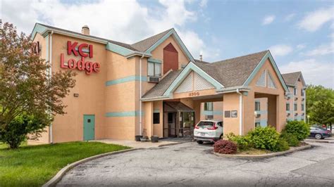 Reserve KCI Lodge MCI Airport Parking | Way.com