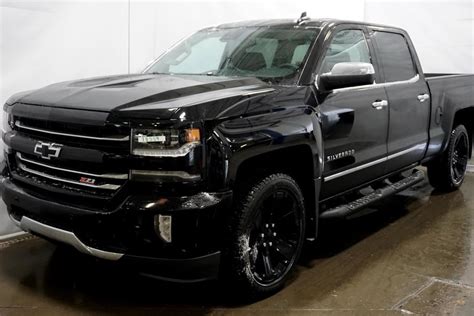 Chevrolet Silverado All Black