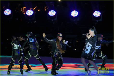 Full Sized Photo of lenny kravitz missy elliott super bowl halftime ...