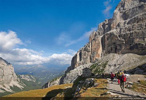 Hiking Trentino • Hiking Tours • Hiking Tracks • Trekking