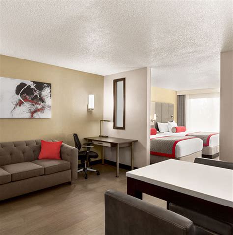 Hotels Near Orlando Airport | Ramada Suites Orlando Airport