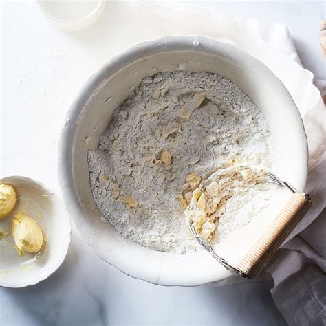 The Best Shortening Substitutes for Baking on Food52 Baking Basics ...