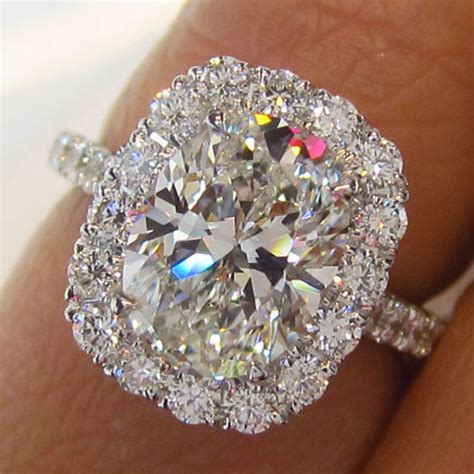 Engagement Rings More Diamonds Than Wedding Band - Unconventional But ...