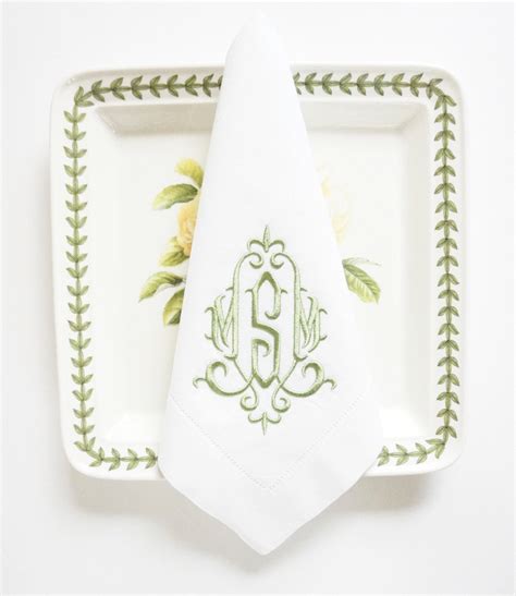 ELEGANT Font Monogram Embroidered Dinner Napkins and Home | Etsy ...