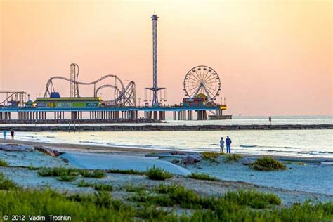 Casa Del Mar Beachfront Suites in Galveston | Tour Texas