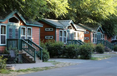 Yogi Bear's Jellystone Park Camp-Resort Tower Park (Lodi, CA) - Resort ...