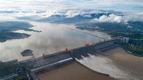 China's Three Gorges Dam under pressure: Flood hazard downstream ...